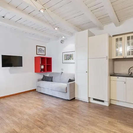 Joivy Beautiful For 2 Near Sempione Park Appartamento Milano